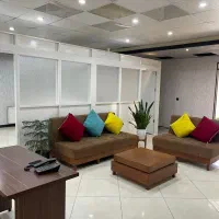 یک اتاق مبله از یک واحد اداری بدون محدودیت|اجارهٔ دفتر کار، اتاق اداری، مطب|کرج, گوهردشت|دیوار
