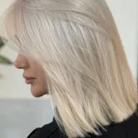 اجاره صندلی کراتین کوتاهی رنگ