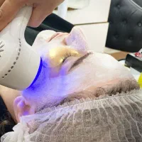 خدمات پوست و مو