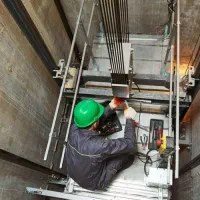 تعمیرات آسانسور|خدمات پیشه و مهارت|اصفهان, پروین|دیوار