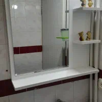 آینه و سرویس بهداشتی