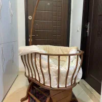 گهواره چوبی نوزاد|تخت و صندلی بچه|سنندج, |دیوار