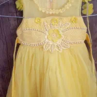 پیراهن نو و۳ تا تل نونو|کفش و لباس بچه|بروجرد, |دیوار