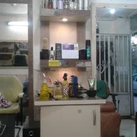 دکوراسیون ارایشگاه مردانه شیک