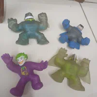 عروسک فشاری