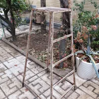 فروش چهارپایه فلزی