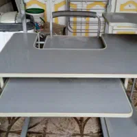 میز کامپیوتر سالم