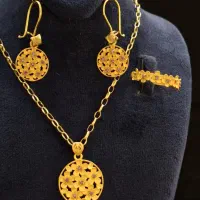 ست های نمادار|جواهرات|شیراز, شاهچراغ|دیوار