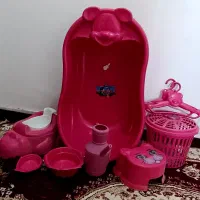 سرویس‌ کامل وان حمام کودک کاملاً سالم