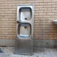 سینک و آب چکان