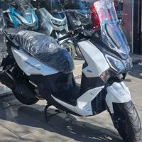 جی آر ۳۰۰ سی‌سی