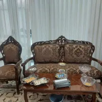 یک دست مبل سلطنتی ۹نفره خیلی تمیز با میز|مبلمان خانگی و میز عسلی|اصفهان, شیخ طوسی|دیوار