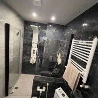 نصاب برچسب کابینت|خدمات پیشه و مهارت|رشت, دباغیان|دیوار