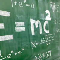 تدریس و آموزش دروس ریاضی ، فیزیک و علوم تجربی