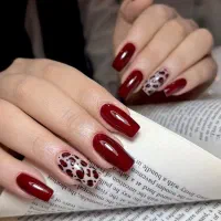 کاشت تخصصی ناخن فقط ۳۹۸تومن