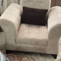 دو دست مبل ۷ نفره|مبلمان خانگی و میز عسلی|زاهدان, |دیوار