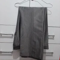 کت وشلوار|لباس|رباط‌کریم, شترخوار|دیوار