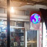 اجاره واحد تجاری خدماتی