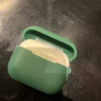 کیس، ایرپاد پرو