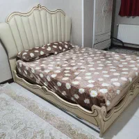 تخت دو نفره