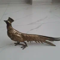 مجسمه برنز و ظرف کنار سالنی|کلکسیون اشیاء عتیقه|اراک, |دیوار