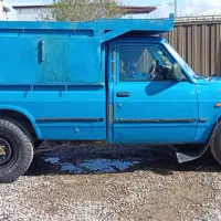 ماشین نیسان آبی