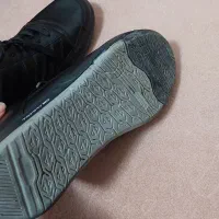 کفش اسپرت خارجی سایز۴۲قیمت یک ملیون|کیف، کفش، کمربند|خوی, |دیوار