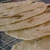 لواش سنتی نان نازک محلی تنوری سبوس دار قزوینی کامل|خوردنی و آشامیدنی|تهران, فرمانیه|دیوار