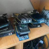 گرافیک  1 گیگ و 512 DDR3|قطعات و لوازم جانبی رایانه|شیراز, آزادگان|دیوار