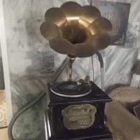 ظرف و ظروف دکوری و قدیمی مجسمه چینی|کلکسیون اشیاء عتیقه|مشهد, بهشت|دیوار