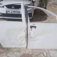 در جلو و عقب شاگرد، ساینا S