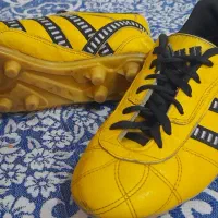 کفش فوتبال داخل چمن سایز ۳۳