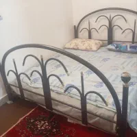 تخت دونفره آهنی بدون تشک