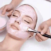 بازاریاب خانم برای لاین زیبایی