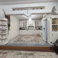 خونه ویلایی وشیک در 4کیلومتری ساوه روستای الوسجرد