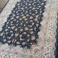 یک جفت فرش 9متری700شانه سرمه ای در حد نو آکبند