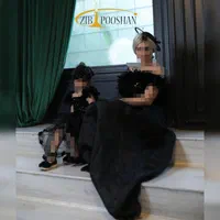 پیراهن مجلسی ست مادردختری مدل پر (آماده در مزون)