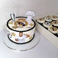 کیک خانگی کیک تولد