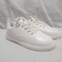 ونس سفید . سایز 38 .|کیف، کفش، کمربند|صفادشت, |دیوار