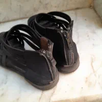 کفش و کتونی ودمپایی مجلسی فقط ۱۵۰تومن