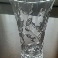گلدون لاروس