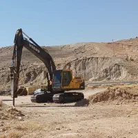 بیل ولو ۲۱۰ مدل ۲۰۱۰