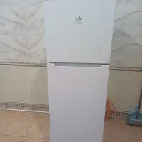 یخچال فریزر در حد نو