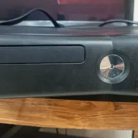 Xbox 360 همراه ۴ دسته