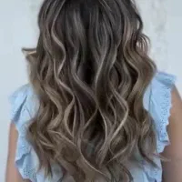 مدل دکلره و رنگ و لایت