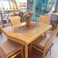 میز ناهار خوری چوبی