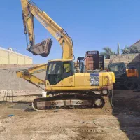 بیل مکانیکی ۲۲۰