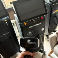 دستگاه لیزر مو km وارداتی مشابه نو|آرایشی، بهداشتی، درمانی|بندرعباس, |دیوار