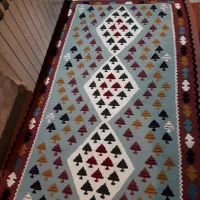 گلیم دست بافت جنس خوب با ابعاد ۱۰۲ در ۱۶۰ سانت