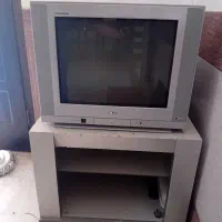 تلوزیون ۲۱ ال جی فلت